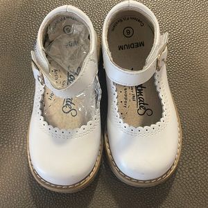 NWOT Footmates Harper Mary Jane